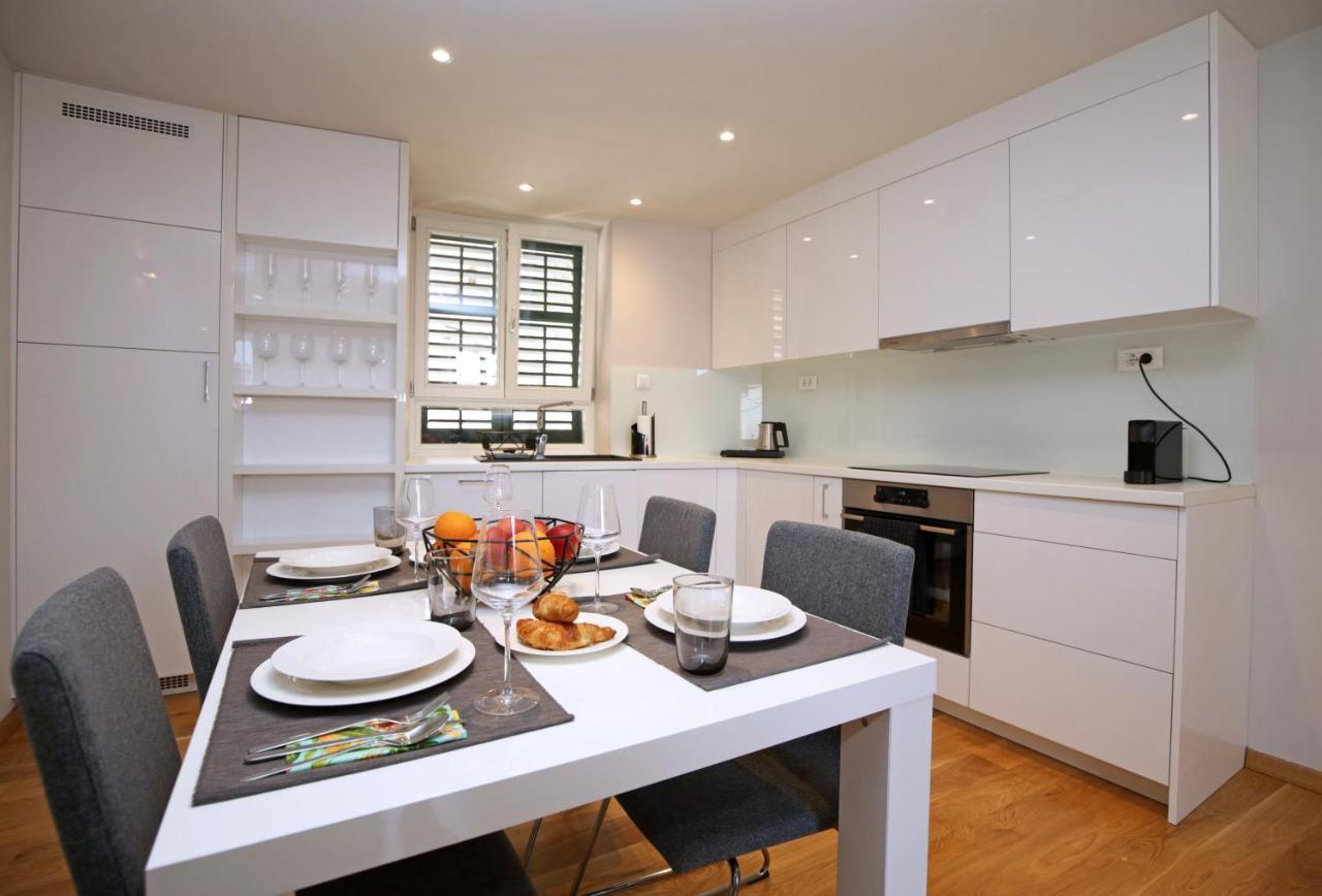 Apartment Volat Šibenik Buitenkant foto